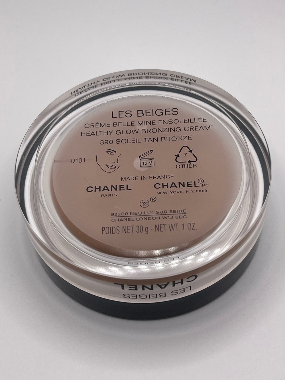 CHANEL - Les Beiges Healthy Glow Bronzing Cream (390) - Picture 4 of 7